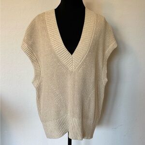Banana Republic Cream V-Neck Sweater NWT
